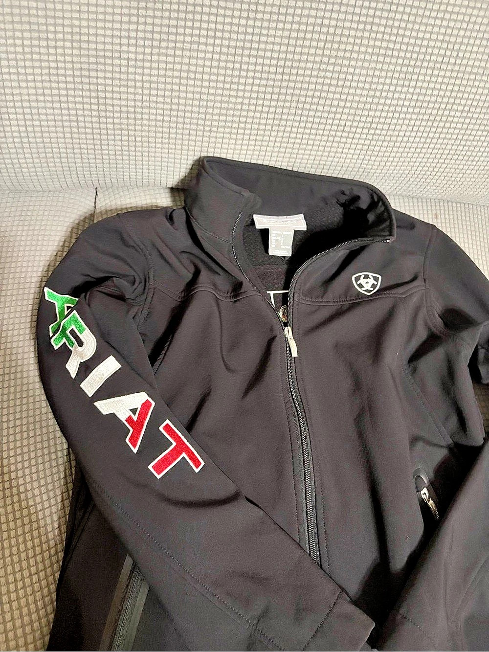 Ariat large Softshell Mexico Jacket Black & Green